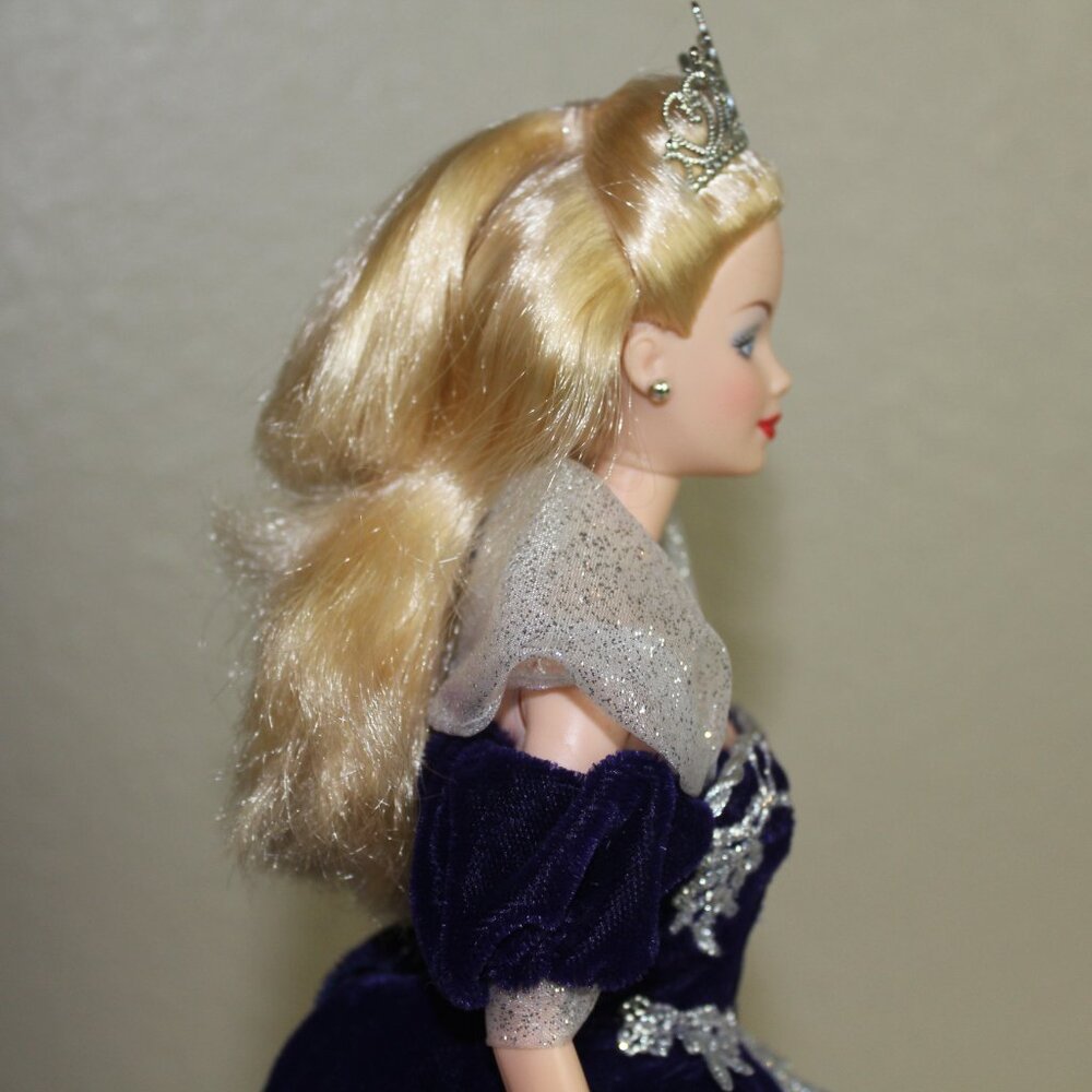 Barbie Millennium Princess 2000 Doll Blonde Purple Dress Special Edition Toy - Picture 6 of 12